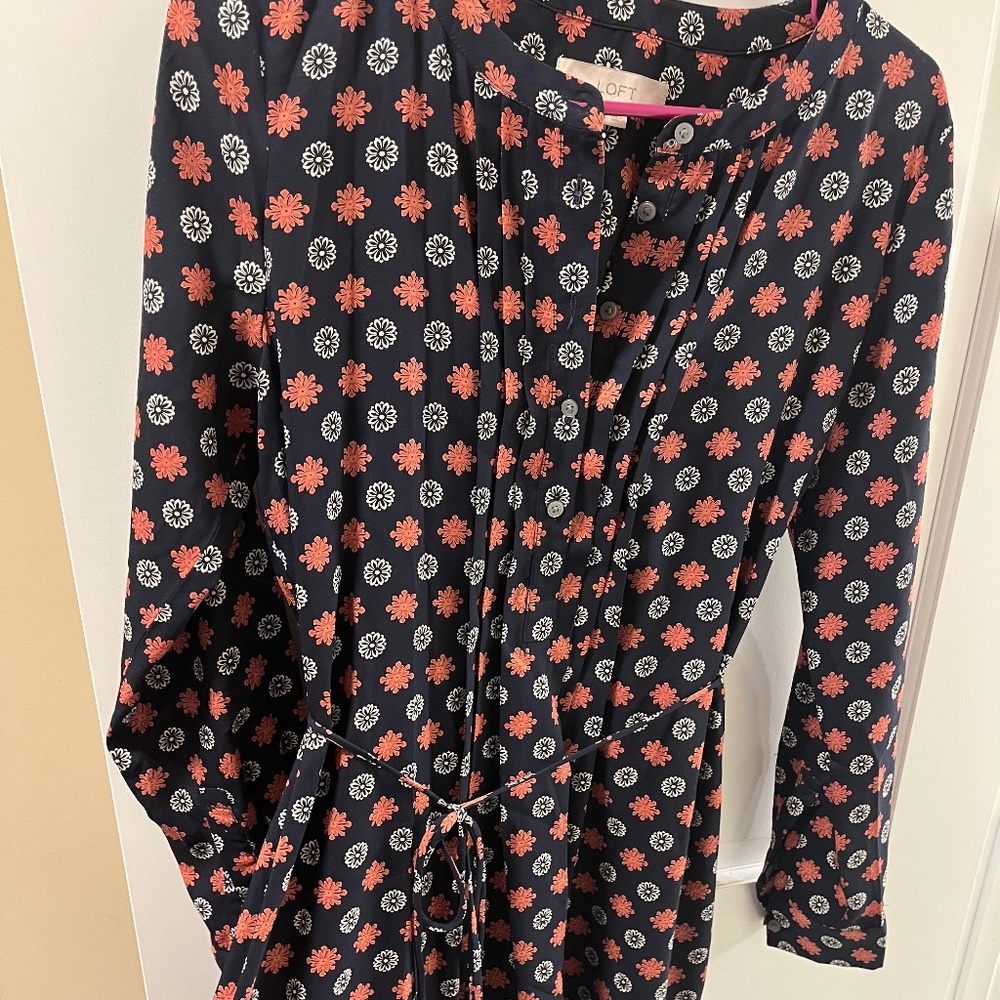 Floral long sleeve LOFT dress